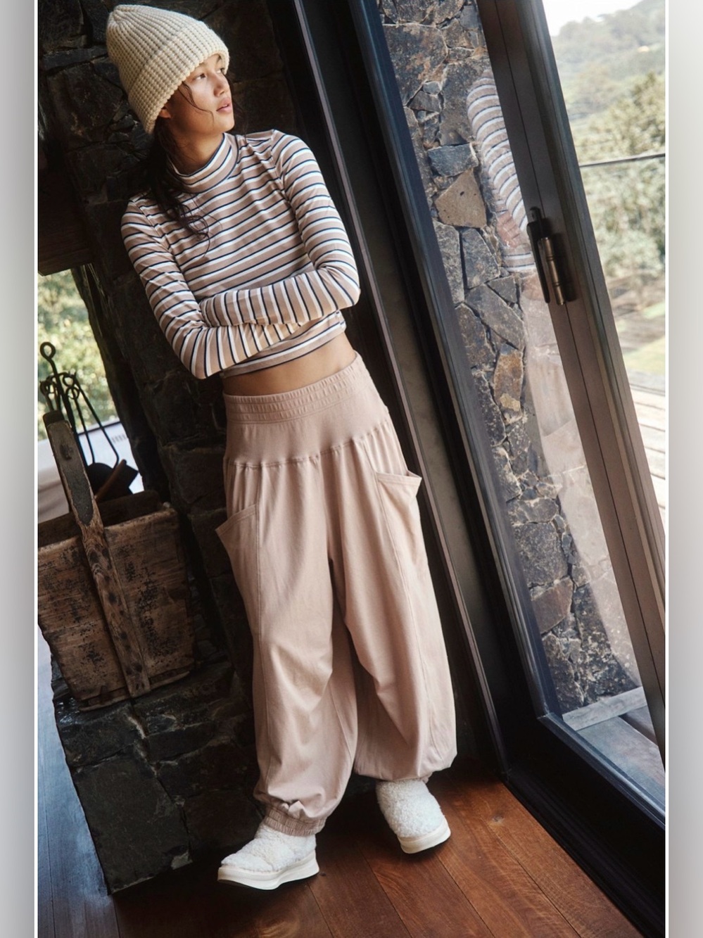 Free People Movement up in the air set size Large NWT RETAILS $128